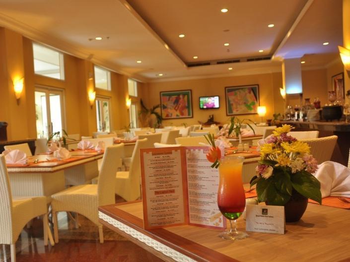 Grand Wahid Hotel Салатіга Екстер'єр фото